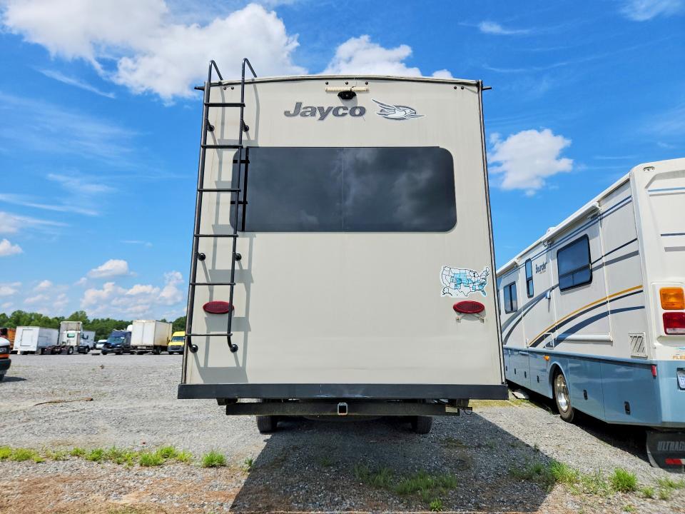 60916546 :رقم المزاد ، 1UJCJ0BT0J1WD0349 vin ، 2018 Jayco Eagle مزاد بيع