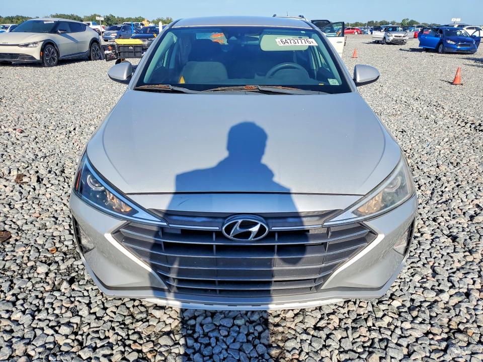 64737776 :رقم المزاد ، 5NPD84LF5KH481483 vin ، 2019 Hyundai Elantra مزاد بيع