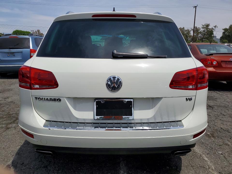 Aukcja sprzedaży 2011 Volkswagen Touareg, vin: WVGFF9BP7BD000964, numer aukcji: 64151366