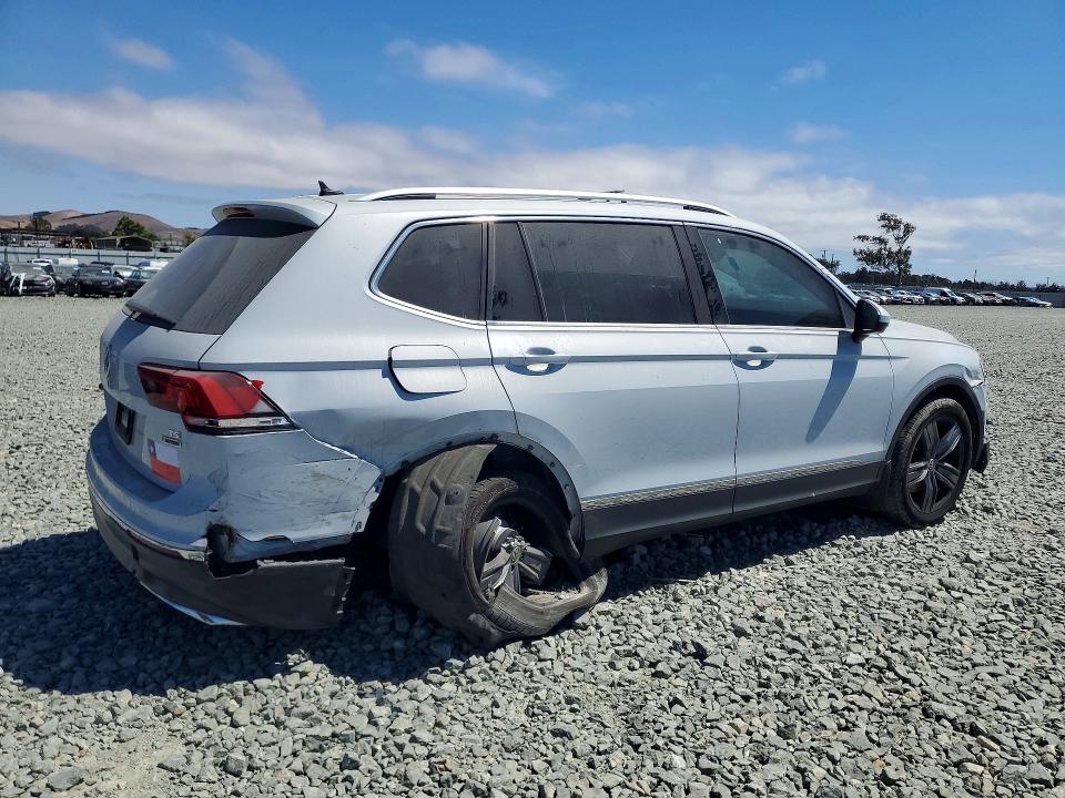 Продаж на аукціоні авто 2018 Volkswagen Tiguan, vin: 3VV4B7AX8JM003440, номер лоту: 64512806