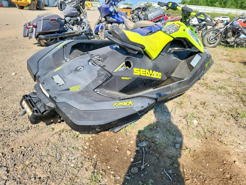 63689866 :رقم المزاد ، YDV28633K223 vin ، 2023 Sea Doo Spark مزاد بيع