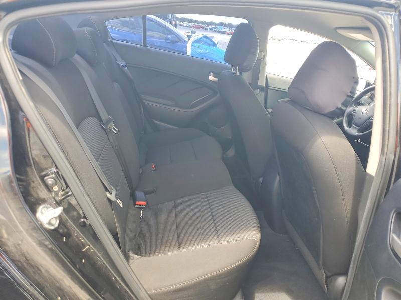 64195816 :رقم المزاد ، 3KPFK4A7XJE220326 vin ، 2018 Kia Forte مزاد بيع
