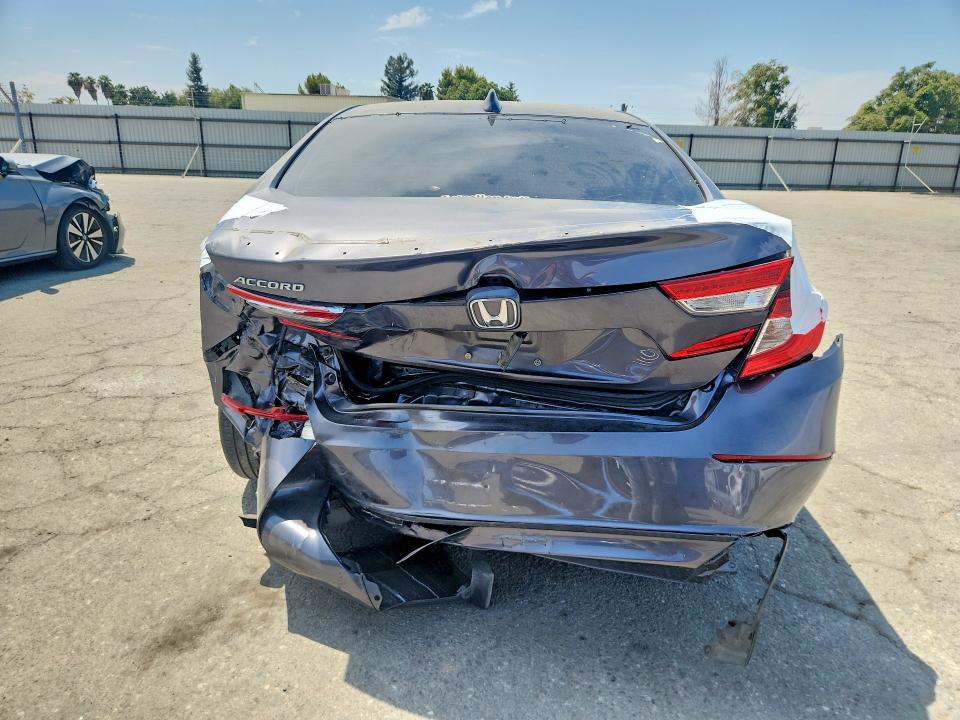 Aukcja sprzedaży 2018 Honda Accord, vin: 1HGCV1F32JA254229, numer aukcji: 62259076