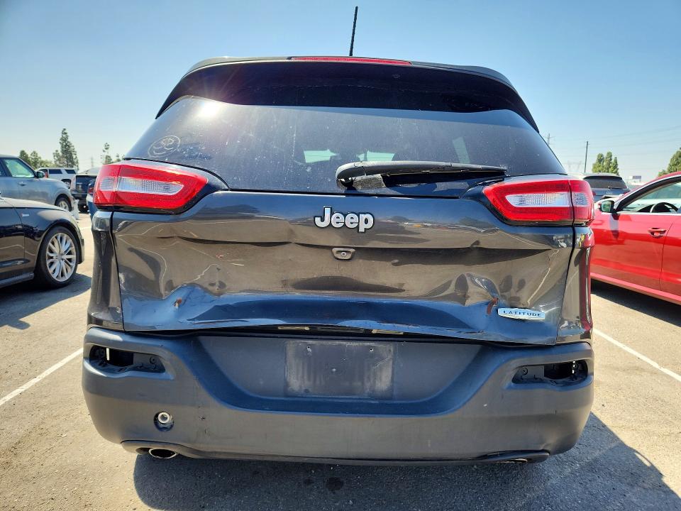 67183936 :رقم المزاد ، 1C4PJLCS7EW265612 vin ، 2014 Jeep Cherokee مزاد بيع
