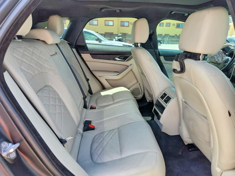 Продаж на аукціоні авто 2022 Jaguar F-pace, vin: SADCJ2EX5NA700422, номер лоту: 65691526