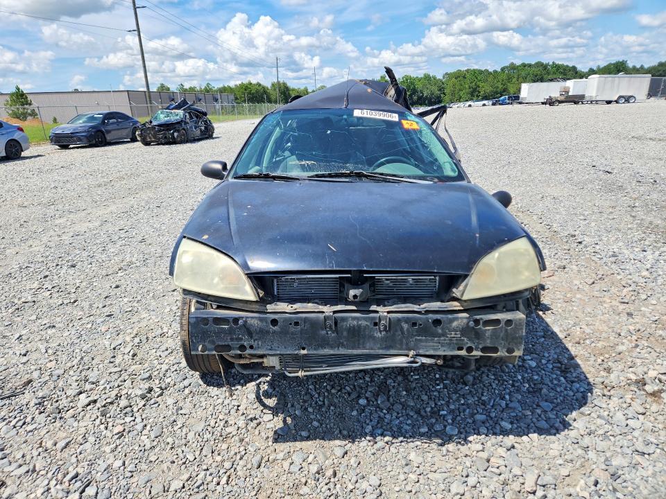 61039906 :رقم المزاد ، 1FAFP36N05W277641 vin ، 2005 Ford Focus مزاد بيع