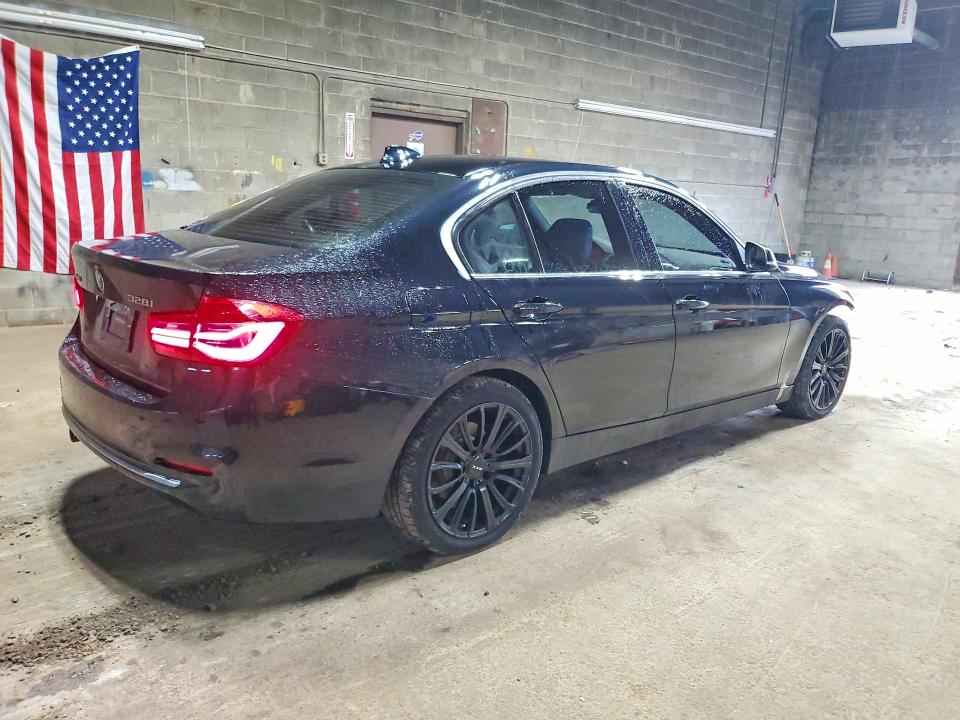64219206 :رقم المزاد ، WBA8E3G54GNT75892 vin ، 2016 Bmw 328 مزاد بيع