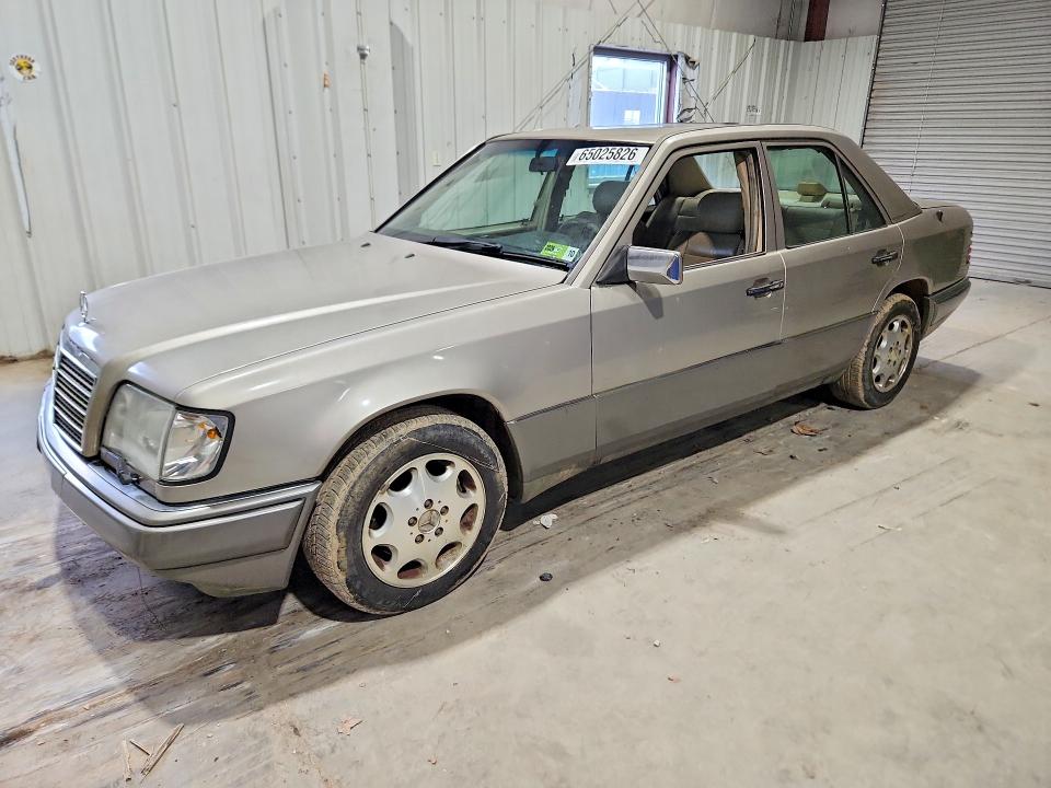 Продажа на аукционе авто 1995 Mercedes-benz E, vin: WDBEA32E8SC225845, номер лота: 65025826