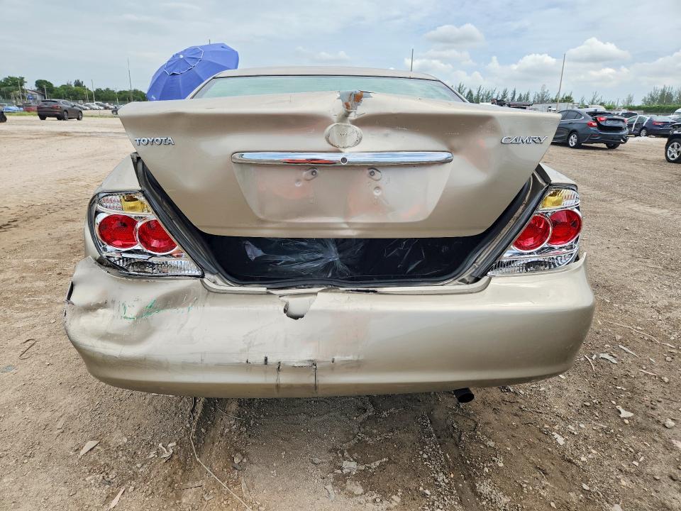 2005 Toyota Camry მანქანა იყიდება აუქციონზე, vin: 4T1BE32K75U073629, აუქციონის ნომერი: 63213566