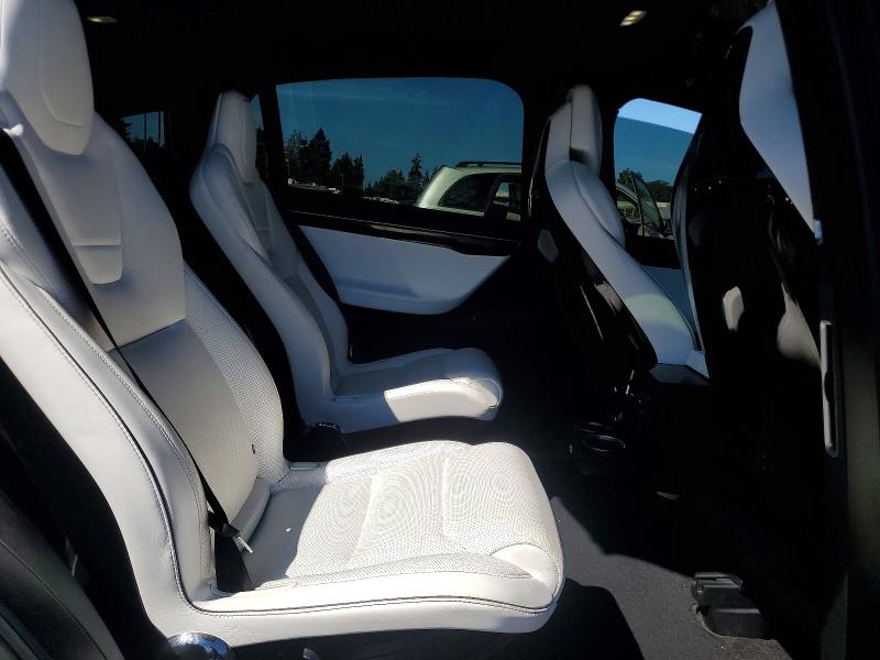 Продажа на аукционе авто 2016 Tesla Model X, vin: 5YJXCBE4XGF006980, номер лота: 63447386