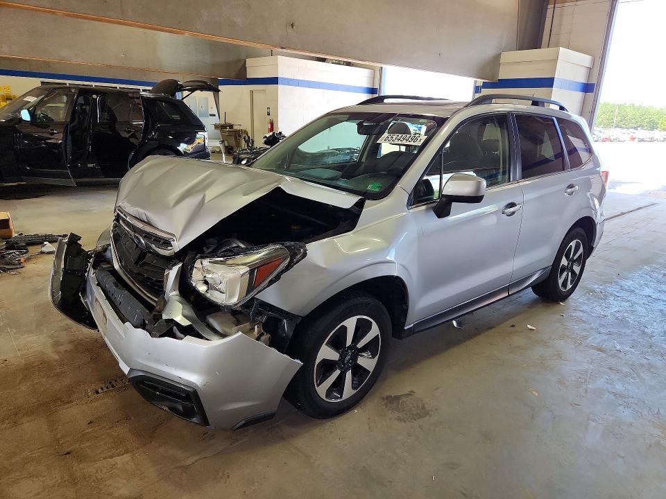2017 Subaru Forester მანქანა იყიდება აუქციონზე, vin: JF2SJAJC4HH523329, აუქციონის ნომერი: 65349496
