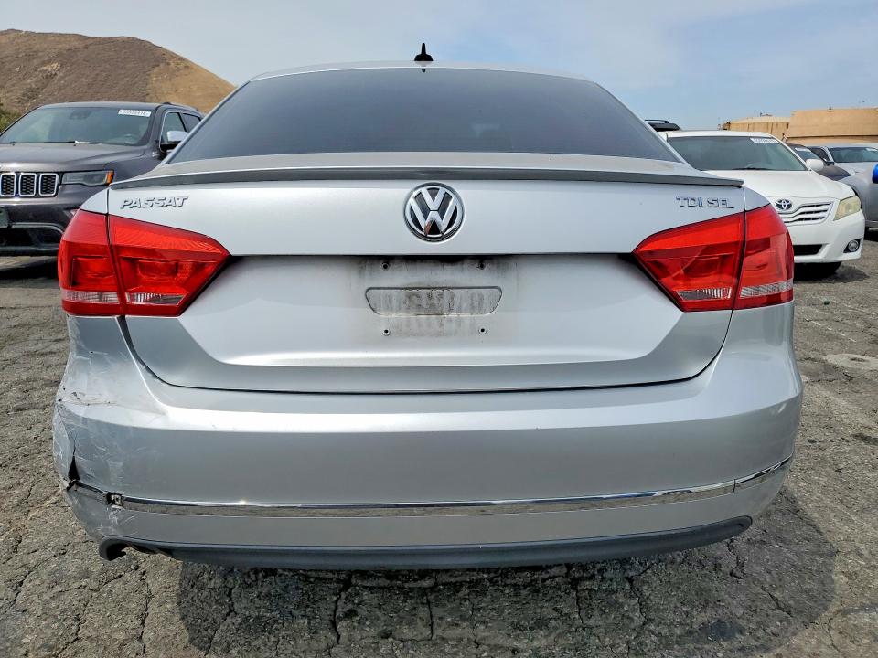 2015 Volkswagen Passat 4d 2wd მანქანა იყიდება აუქციონზე, vin: 1VWCV7A39FC063327, აუქციონის ნომერი: 65022256