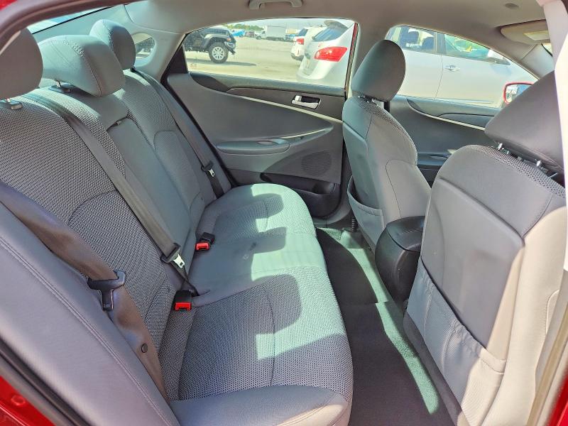 2014 Hyundai Sonata მანქანა იყიდება აუქციონზე, vin: 5NPEB4AC1EH875744, აუქციონის ნომერი: 63615506
