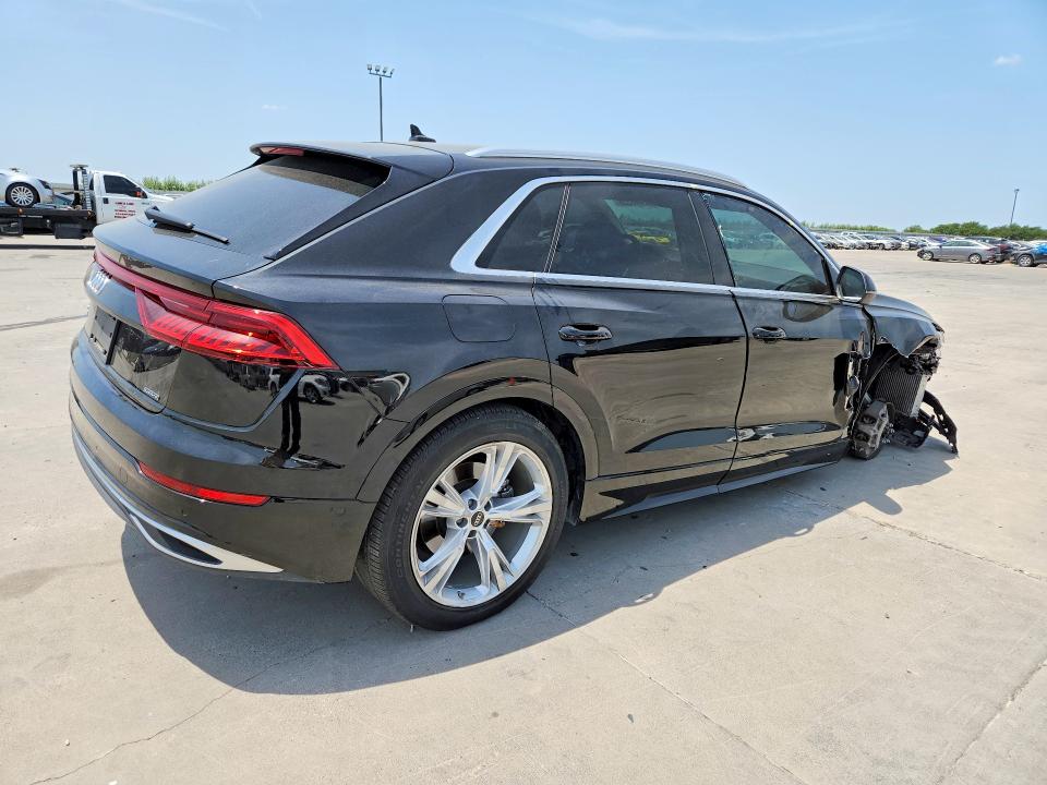 63648226 :رقم المزاد ، WA1BVBF17PD008552 vin ، 2023 Audi Q8 مزاد بيع