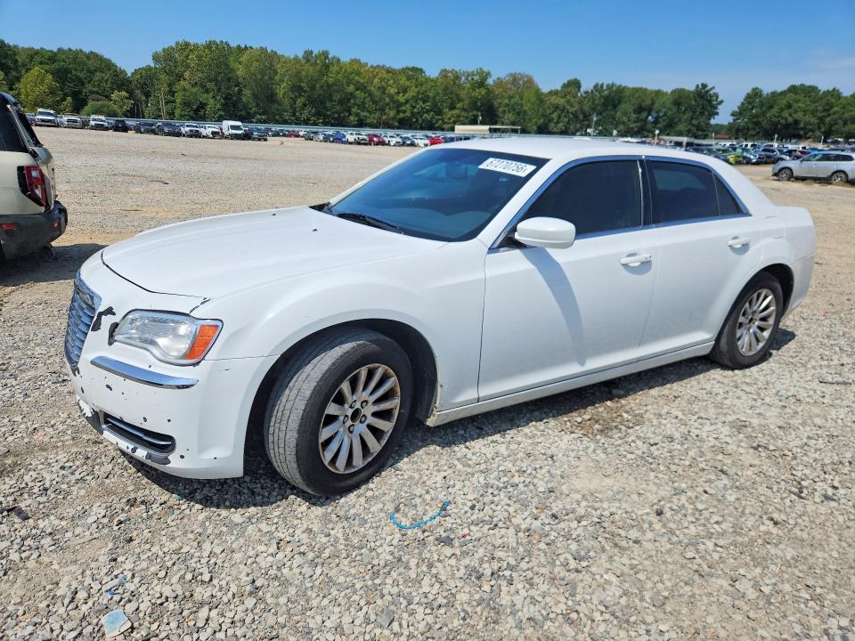 2013 Chrysler 300 მანქანა იყიდება აუქციონზე, vin: 2C3CCAAG5DH544702, აუქციონის ნომერი: 67270756