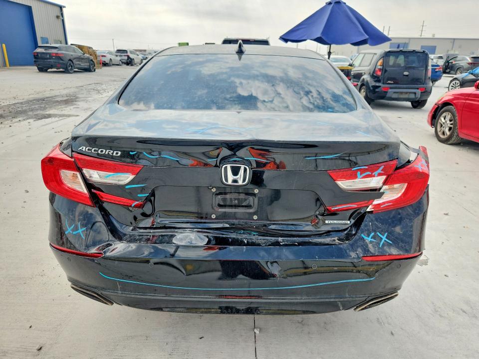 Продажа на аукционе авто 2018 Honda Accord, vin: 1HGCV1F96JA171049, номер лота: 66455686