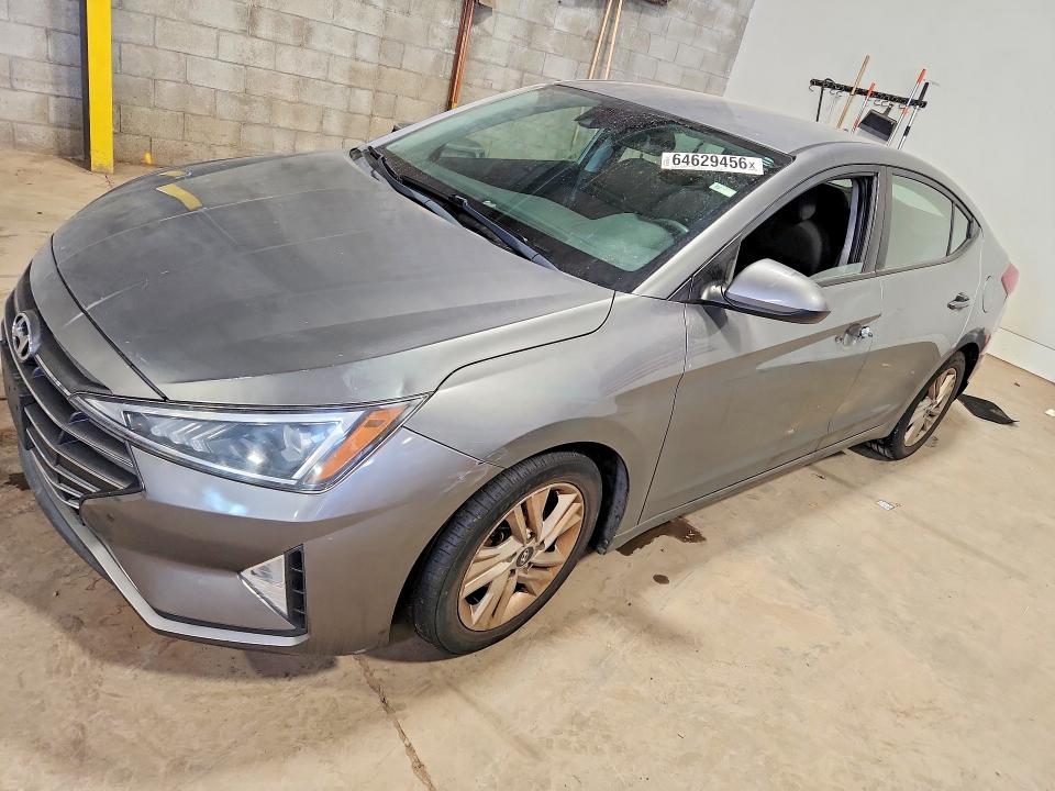 64629456 :رقم المزاد ، 5NPD84LF0KH484968 vin ، 2019 Hyundai Elantra مزاد بيع