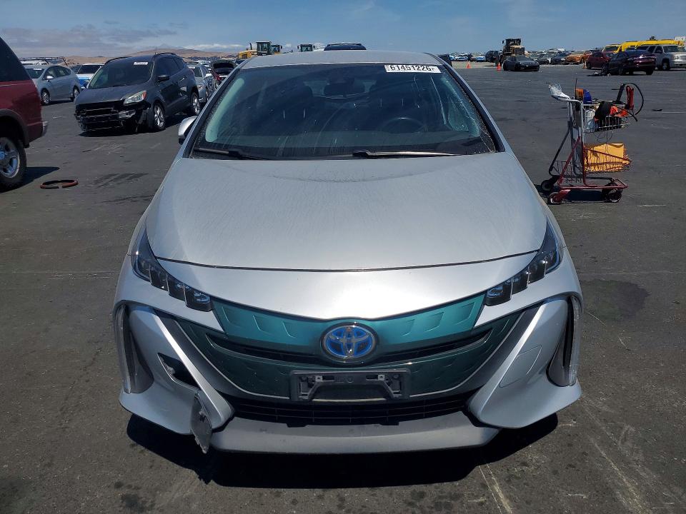 2017 Toyota Prius Prime მანქანა იყიდება აუქციონზე, vin: JTDKARFP3H3029727, აუქციონის ნომერი: 61451226
