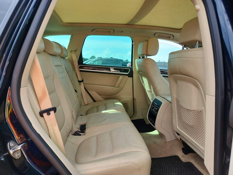 2015 Volkswagen Touareg მანქანა იყიდება აუქციონზე, vin: WVGEF9BPXFD006811, აუქციონის ნომერი: 67194886