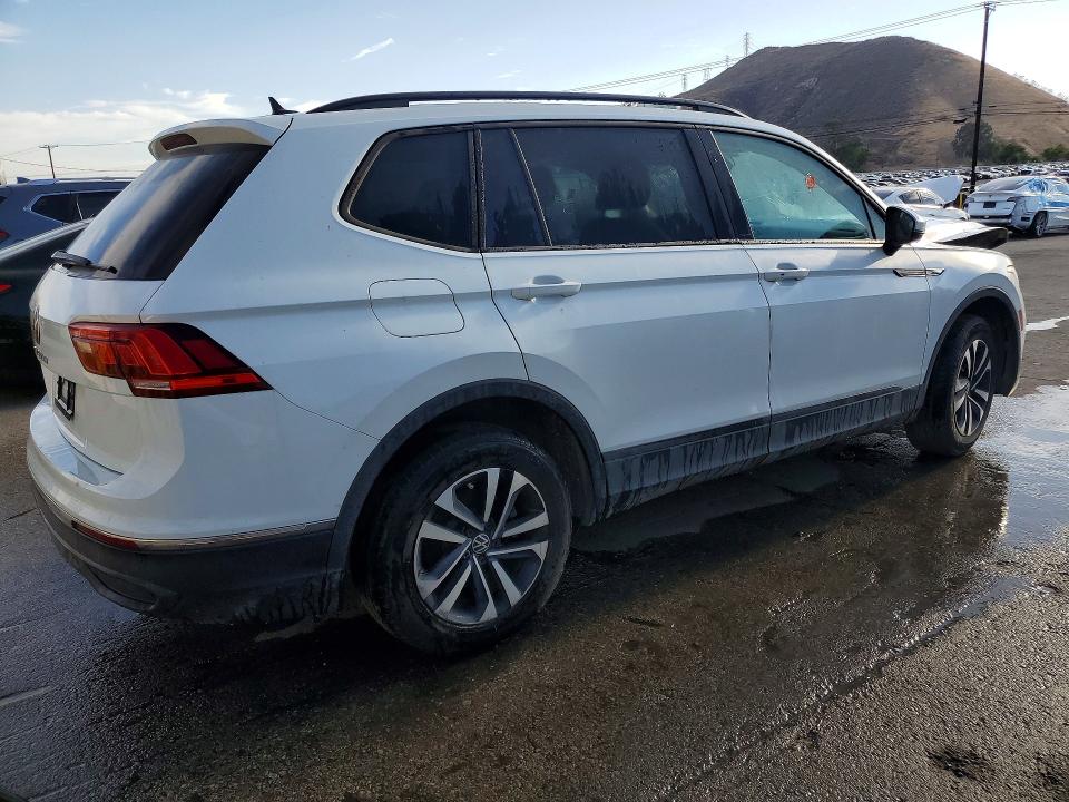 2023 Volkswagen Tiguan მანქანა იყიდება აუქციონზე, vin: 3VVRB7AX2PM065348, აუქციონის ნომერი: 66282936