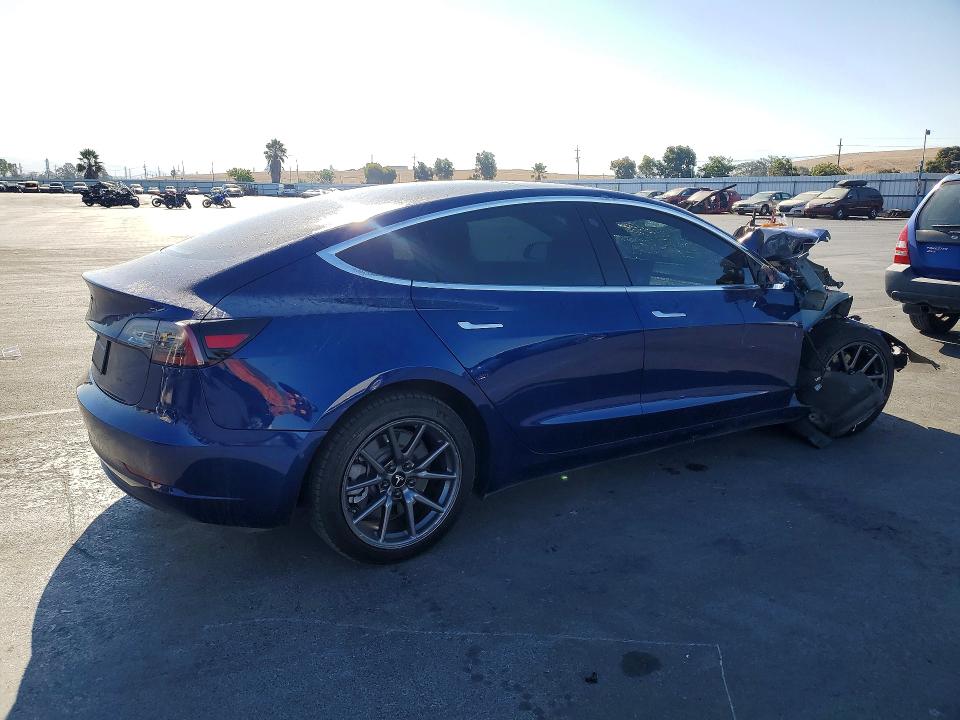 Продажа на аукционе авто 2020 Tesla Model 3, vin: 5YJ3E1EB9LF647680, номер лота: 65803336