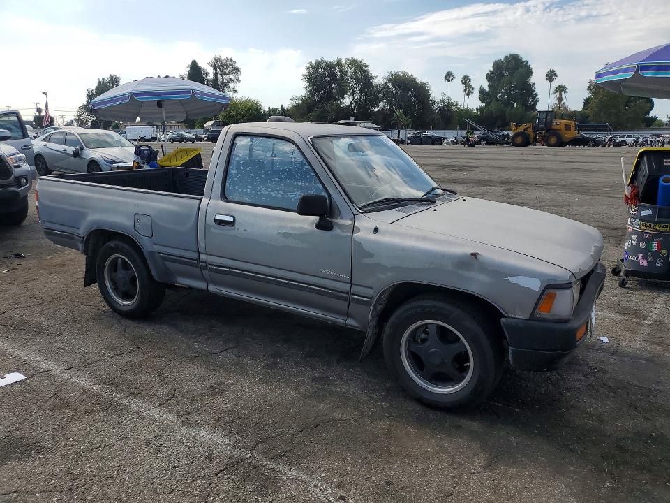64272196 :رقم المزاد ، 4TARN81A4RZ179176 vin ، 1994 Toyota Pickup مزاد بيع