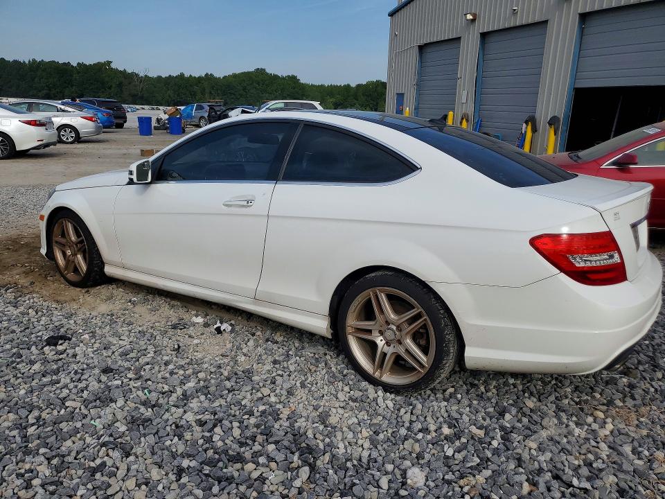 Продаж на аукціоні авто 2013 Mercedes-benz C, vin: WDDGJ4HB3DF956395, номер лоту: 65585946