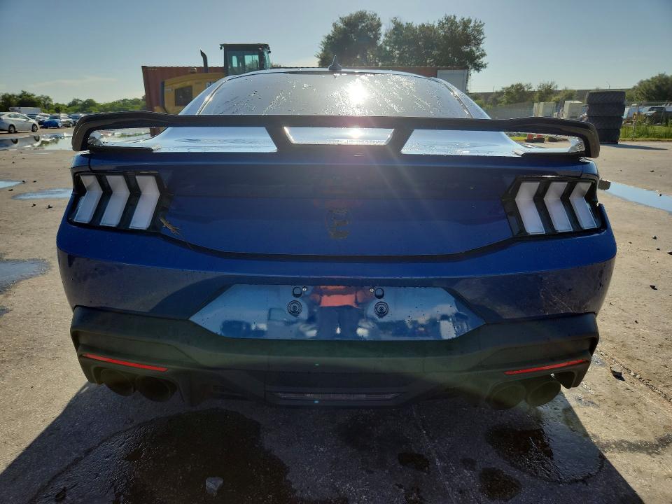 66012196 :رقم المزاد ، 1FA6P8R01R5501072 vin ، 2024 Ford Mustang مزاد بيع