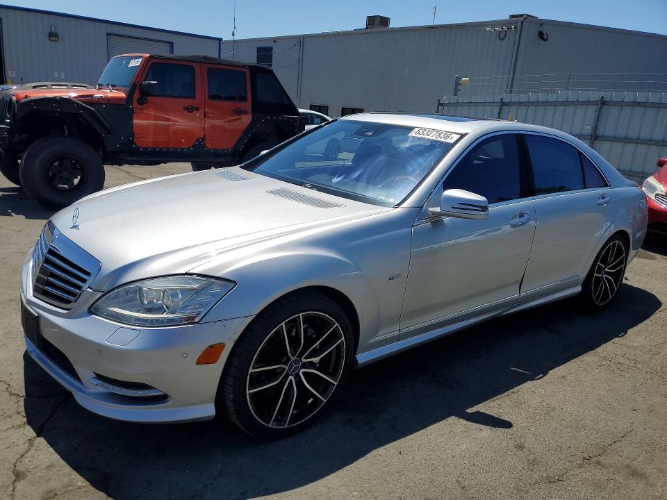 2012 Mercedes-benz S მანქანა იყიდება აუქციონზე, vin: WDDNG7DBXCA437174, აუქციონის ნომერი: 63043046