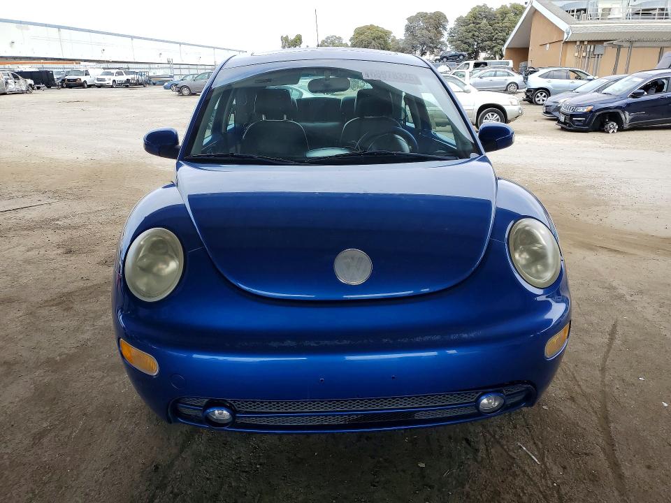 2004 Volkswagen New Beetle მანქანა იყიდება აუქციონზე, vin: 3VWCK31CX4M404439, აუქციონის ნომერი: 66978326