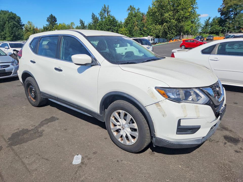 Продажа на аукционе авто 2017 Nissan Rogue, vin: KNMAT2MV1HP566166, номер лота: 64120866