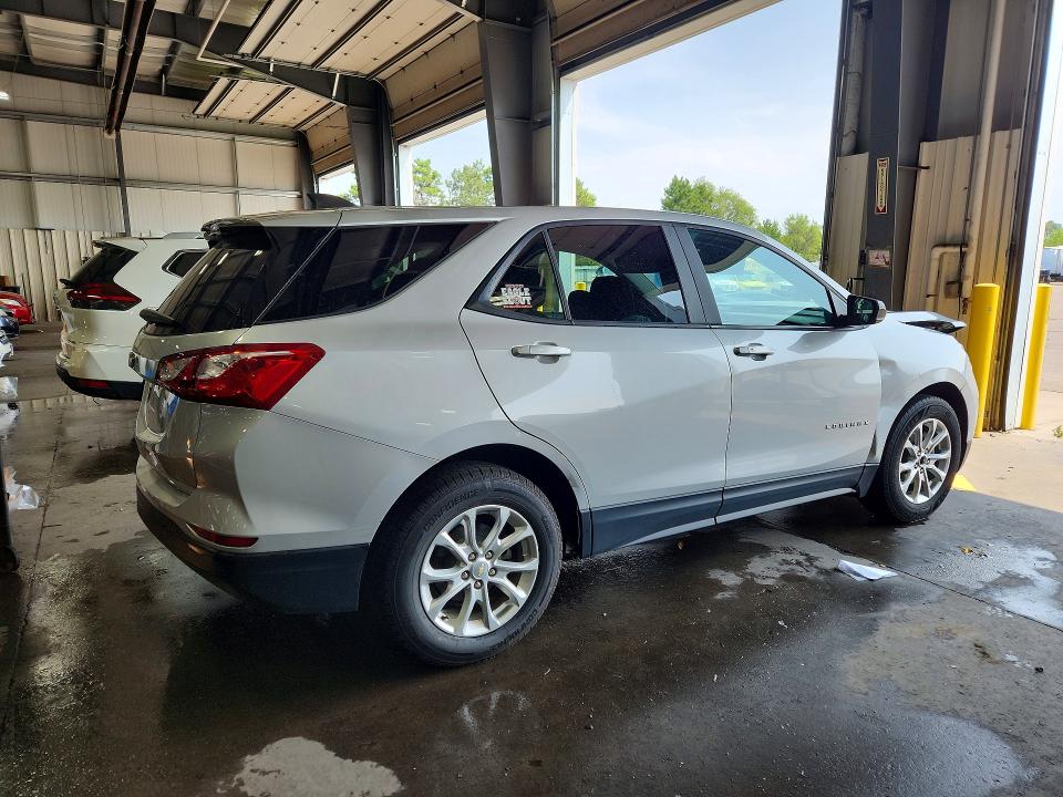 Продаж на аукціоні авто 2020 Chevrolet Equinox, vin: 2GNAXHEV7L6123641, номер лоту: 64076916