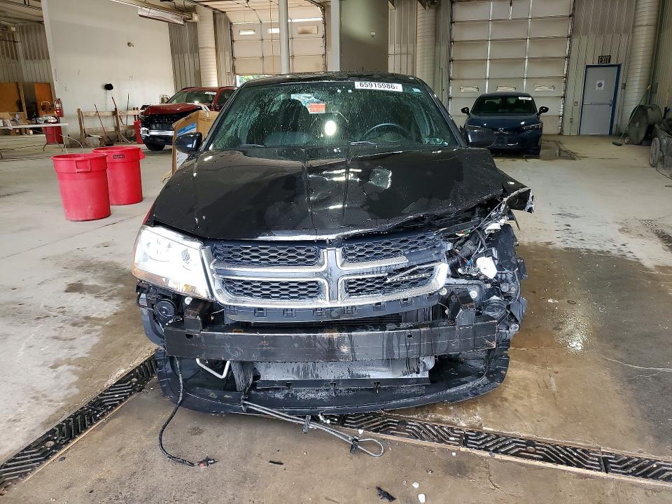 65915986 :رقم المزاد ، 1C3CDZCB3CN133379 vin ، 2012 Dodge Avenger مزاد بيع