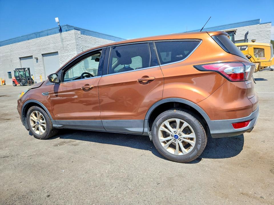 Продаж на аукціоні авто 2017 Ford Escape, vin: 1FMCU0GD0HUA54716, номер лоту: 64740236