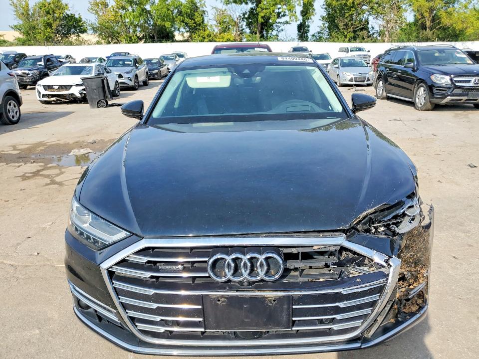 64499446 :رقم المزاد ، WAU8DAF83KN002791 vin ، 2019 Audi A8 مزاد بيع