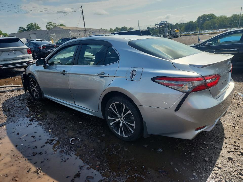 Продаж на аукціоні авто 2018 Toyota Camry, vin: JTNB11HK1J3034946, номер лоту: 65948306