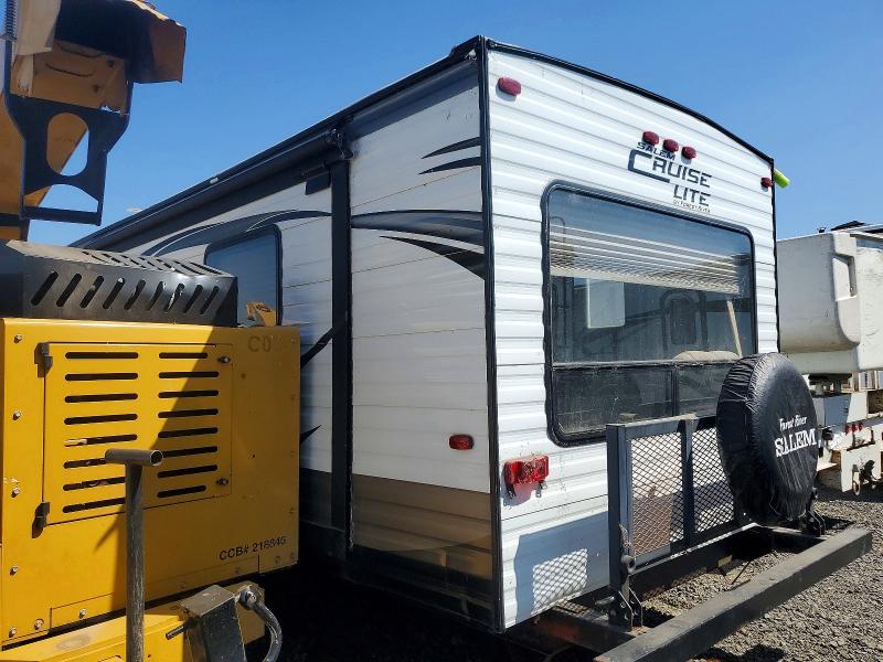 60578886 :رقم المزاد ، 4X4TSMA23GT110364 vin ، 2016 Forest River Salem Cruise Light مزاد بيع