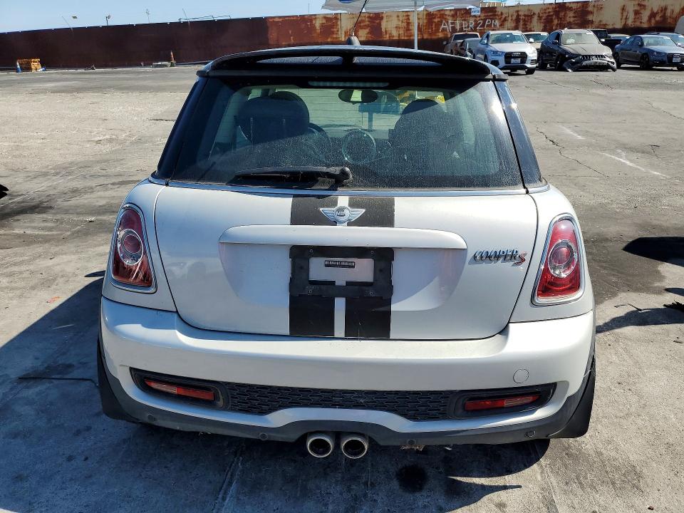 2012 Mini Cooper მანქანა იყიდება აუქციონზე, vin: WMWSV3C5XCTY25756, აუქციონის ნომერი: 64097226