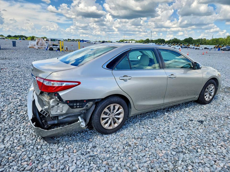 2015 Toyota Camry მანქანა იყიდება აუქციონზე, vin: 4T4BF1FK6FR500656, აუქციონის ნომერი: 66762096
