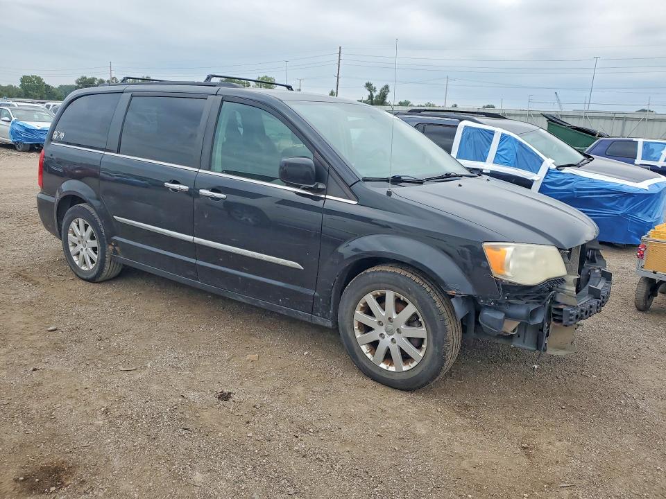66431776 :رقم المزاد ، 2A4RR8DG4BR633980 vin ، 2011 Chrysler Town & Country مزاد بيع