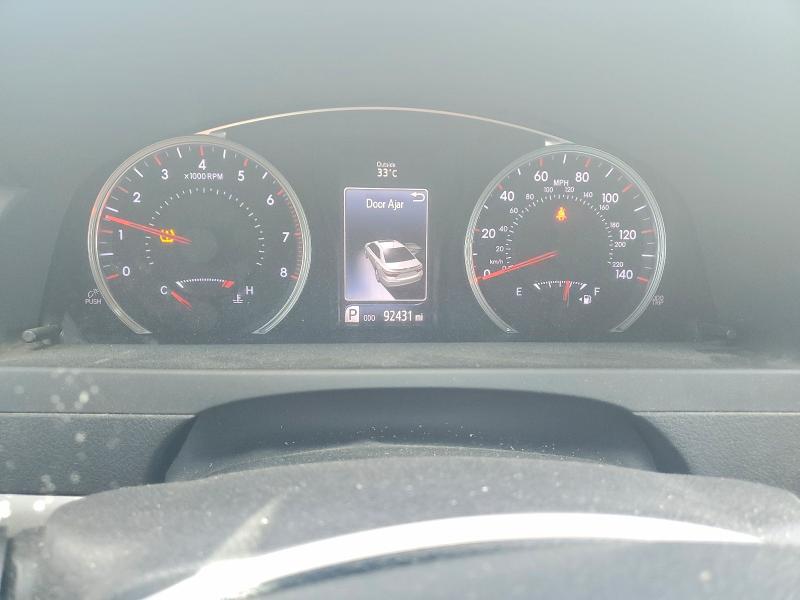 64132136 :رقم المزاد ، 4T1BF1FKXFU903923 vin ، 2015 Toyota Camry مزاد بيع
