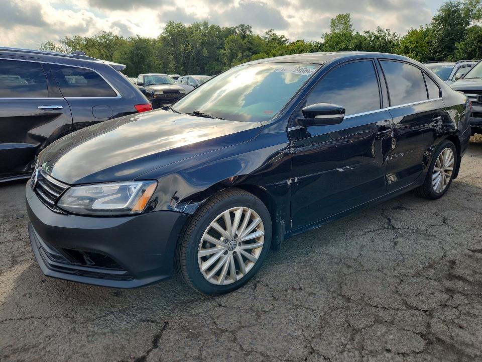 66379466 :رقم المزاد ، 3VWL17AJ0GM244682 vin ، 2016 Volkswagen Jetta مزاد بيع