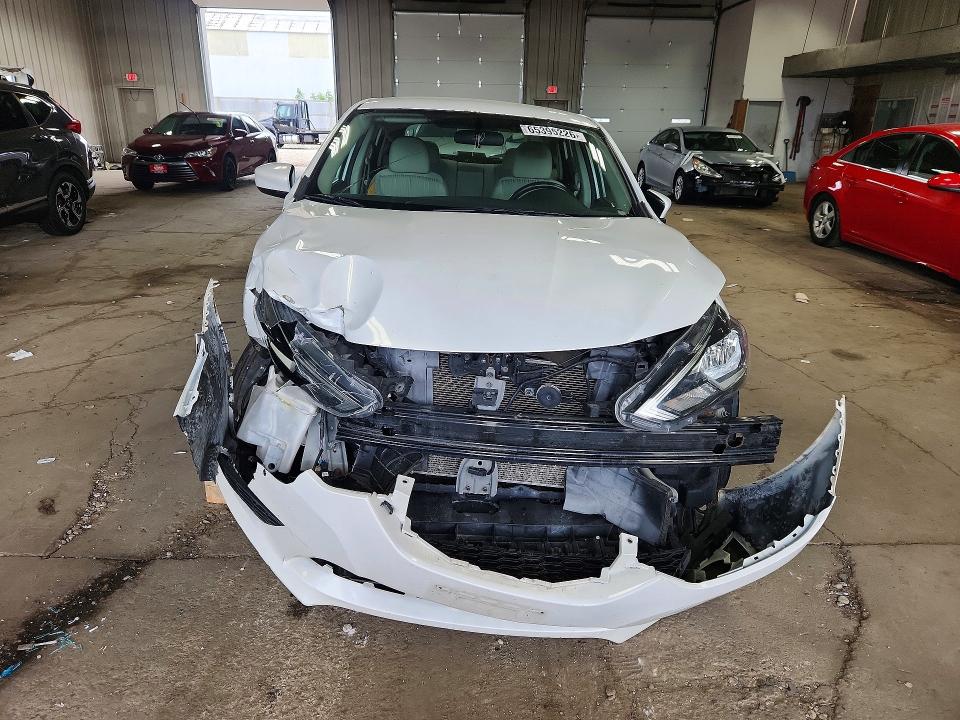 2016 Nissan Sentra მანქანა იყიდება აუქციონზე, vin: 3N1AB7APXGY303471, აუქციონის ნომერი: 65395226