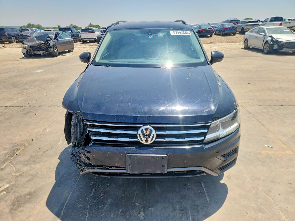 2021 Volkswagen Tiguan მანქანა იყიდება აუქციონზე, vin: 3VV3B7AX1MM150294, აუქციონის ნომერი: 63592566