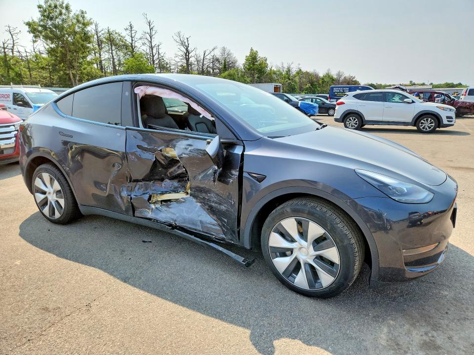 Aukcja sprzedaży 2024 Tesla Model Y, vin: 7SAYGAEE9RF002856, numer aukcji: 64685006