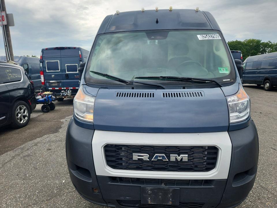62543796 :رقم المزاد ، 3C6MRVJG5ME550380 vin ، 2021 Ram Promaster 3500 مزاد بيع