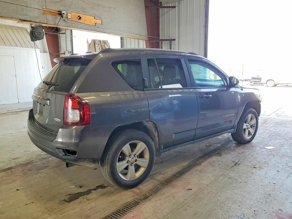 63057556 :رقم المزاد ، 1C4NJDEB5GD789544 vin ، 2016 Jeep Compass مزاد بيع