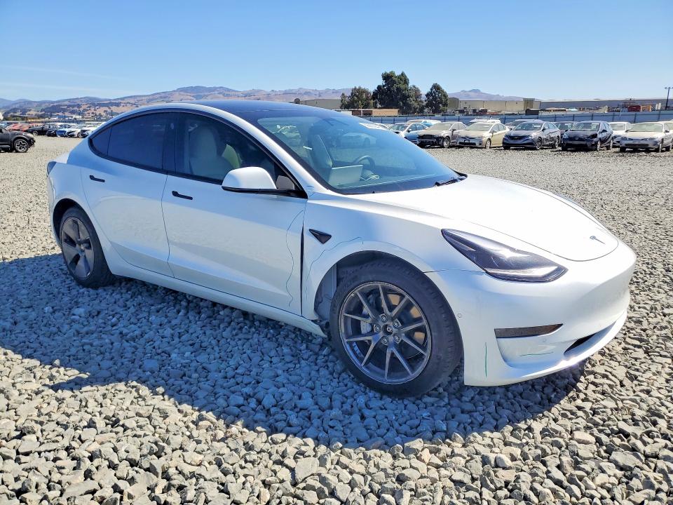 2022 Tesla Model 3 მანქანა იყიდება აუქციონზე, vin: 5YJ3E1EB2NF138792, აუქციონის ნომერი: 66608646