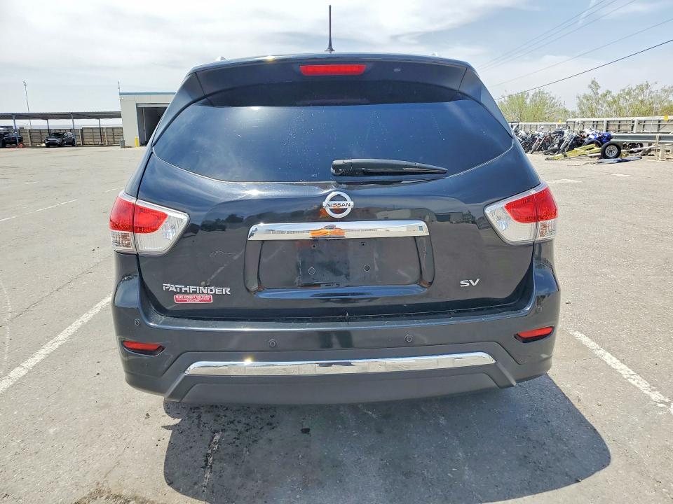 64231166 :رقم المزاد ، 5N1AR2MN6FC677679 vin ، 2015 Nissan Pathfinder مزاد بيع