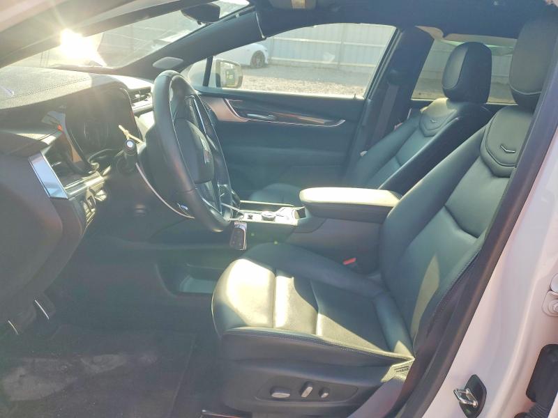 63730056 :رقم المزاد ، 1GYKNGRS5RZ717374 vin ، 2024 Cadillac Xt5 مزاد بيع